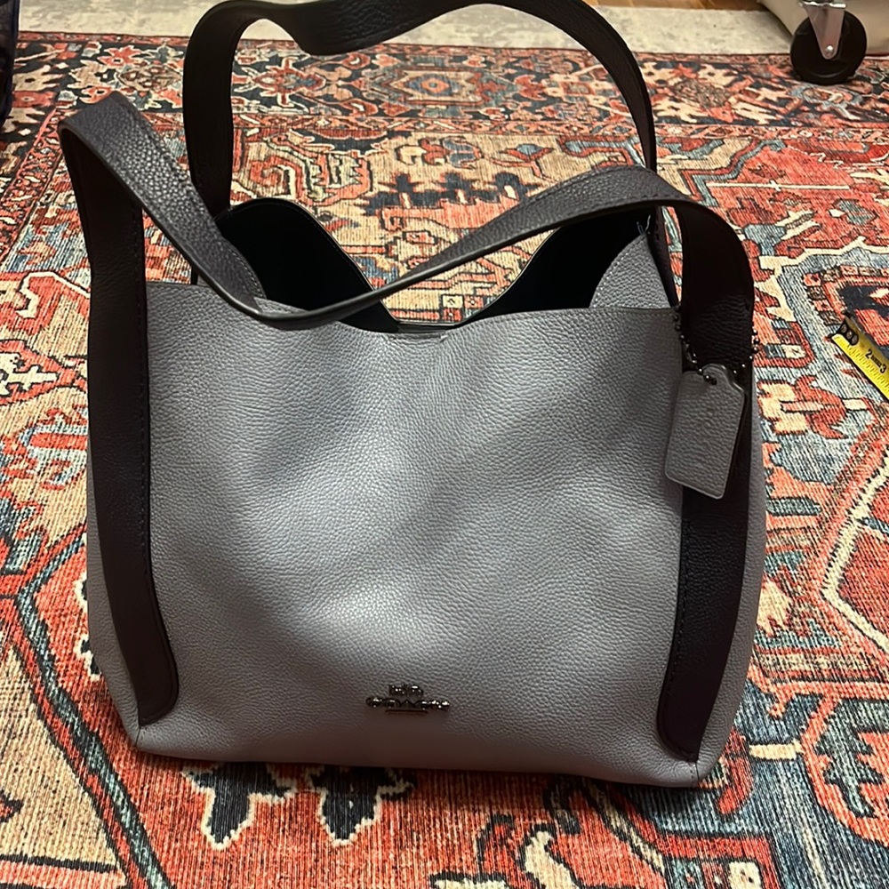 Coach Hadley Hobo 21